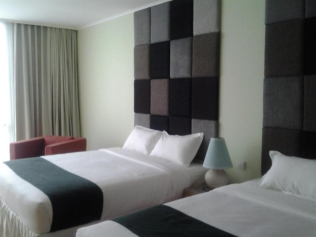 Chara Hotel Бандунг Номер фото